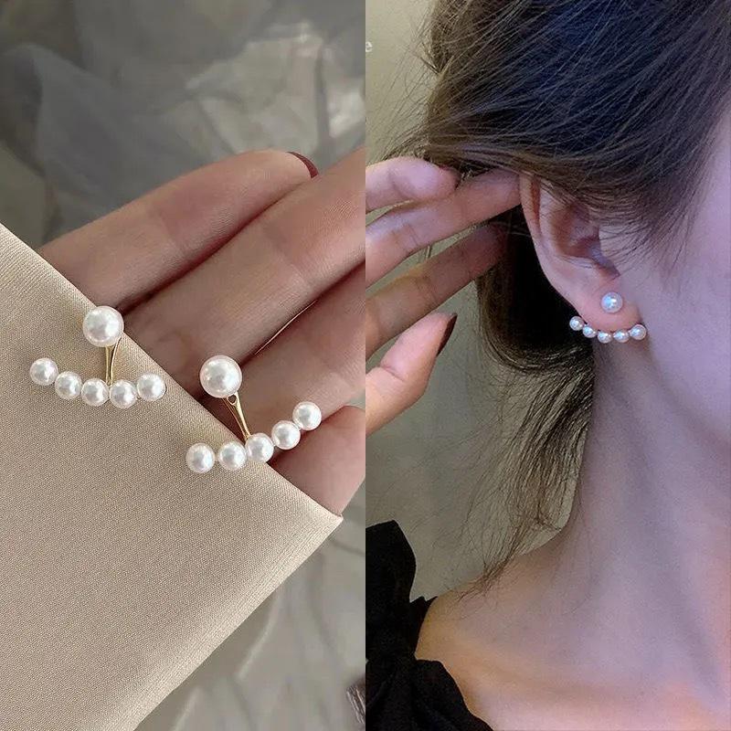 

Korean Style S925 Silver Needle Stud Earrings with Pearl Anchor Design for Women