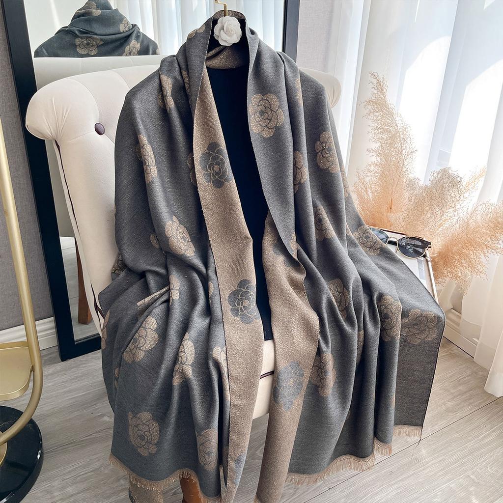 Amazon Popular Advanced Sense Simulation Silk Women'S Sunscreen Scarf Thin Silk Scarf Camellia Gold And Silver Silk Scarf