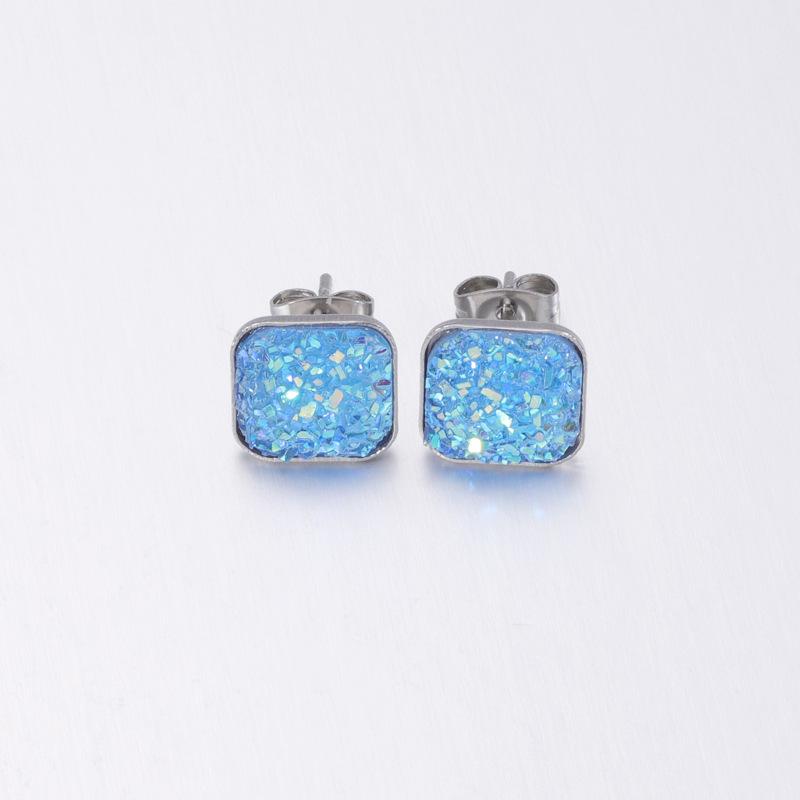 Women’s Crystal Cluster Rhinestone Stud Earrings - Square Concave-Convex Design, Star Style