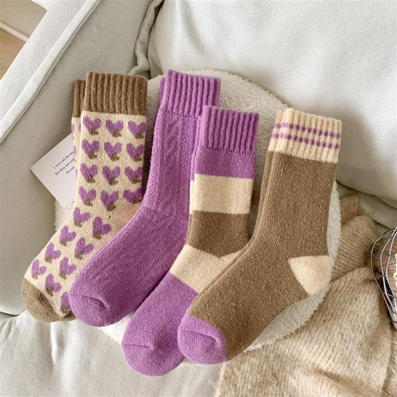 Women Autumn Winter Mid Length Socks Fashionable Versatile Purple Heart-Shaped Soft Warm Comfortable Casual Long Socks
