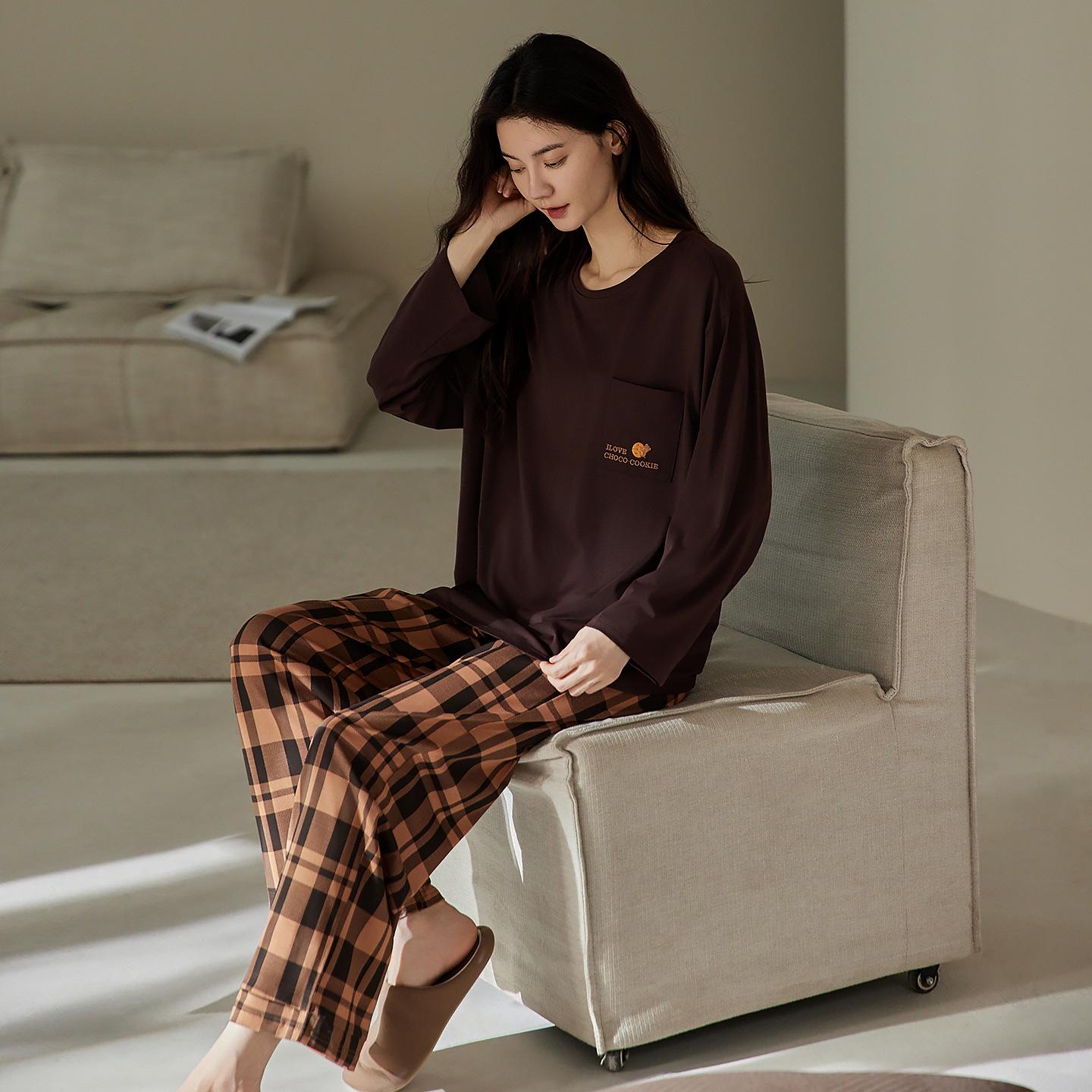 

Rou Shan 2025 Women s Pure Cotton Pajama Set: Round Neck, Long Sleeve & Pants, Loose Casual Homewear for Spring & Autumn. M