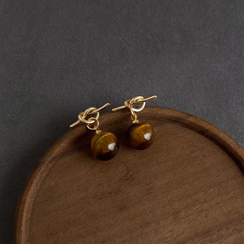 Retro Melaard Tiger's Eye Handmade French Light Luxury Stud Earrings for Women
