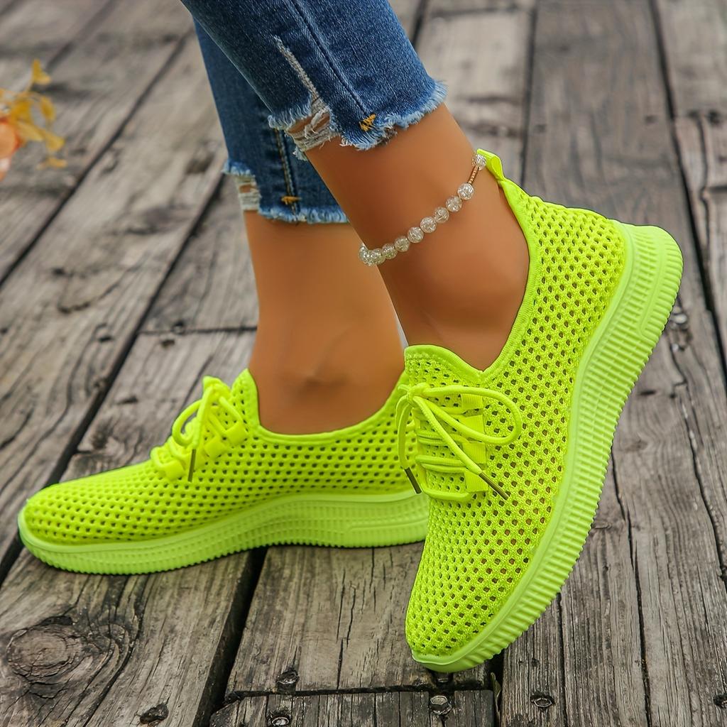 Women's Breathable Mesh Low-Top Sneakers - Comfortable Round Toe Walking Shoes for Daily Wear