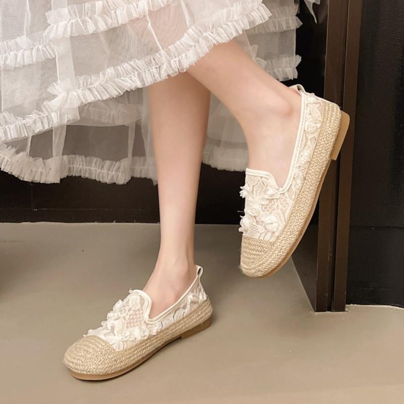 Fashion 2025 Spring New Breathable Lace Linen Woven Bohemian Fisherman Loafers for Women Flat Soled Anti Slip Fashionable Outdoor Shoes