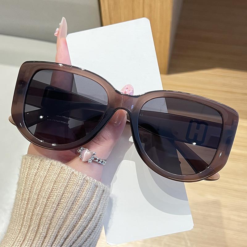 Retro Cat Eye Polarized Sunglasses Uv400 For Women With Full Frame Pc Lenses