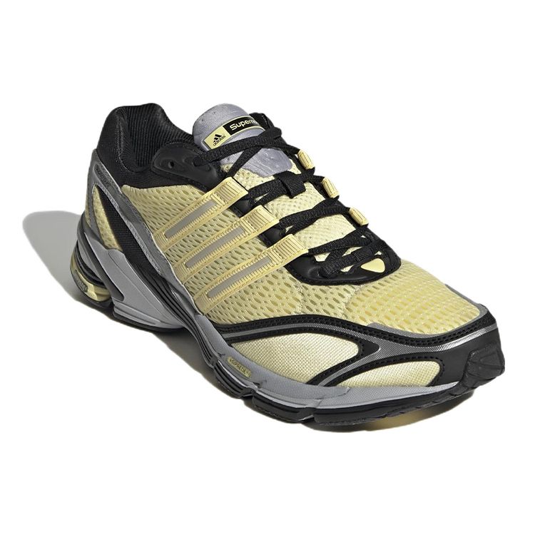 adidas Supernova Cushion 7 Giallo Alluminio Sneakers Unisex Nero Intenso GW6785