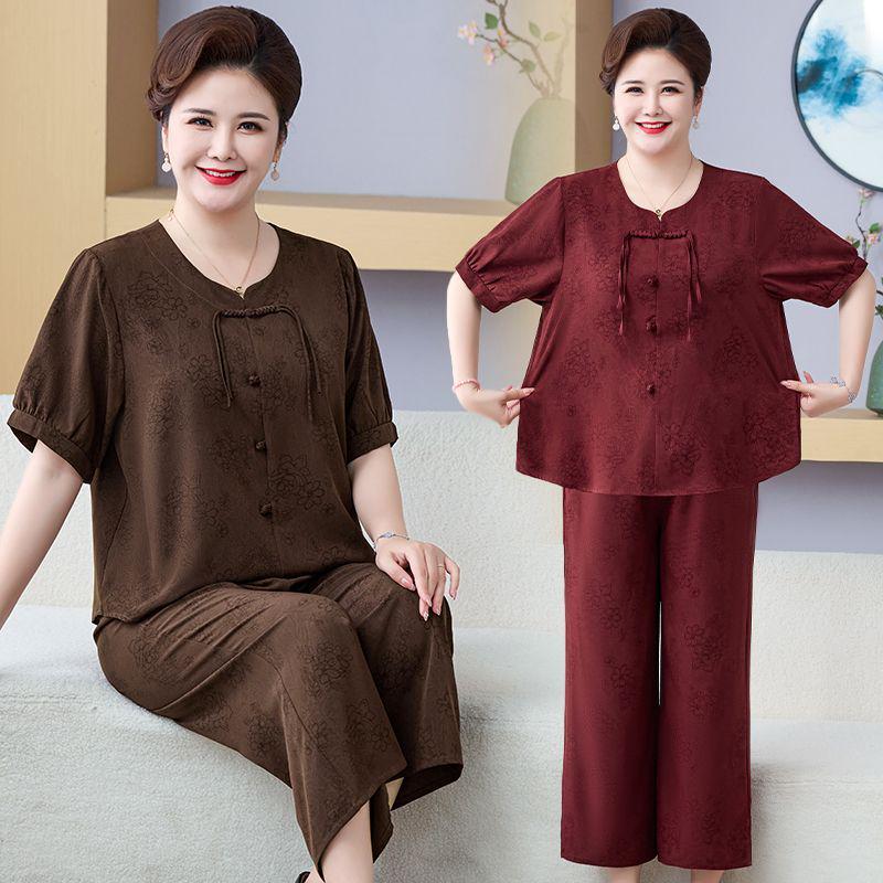 Chinese Style Summer Two-Piece Set: Mid-aged and Elderly Mom Short Sleeve Loose T-shirt and Fashionable Pants