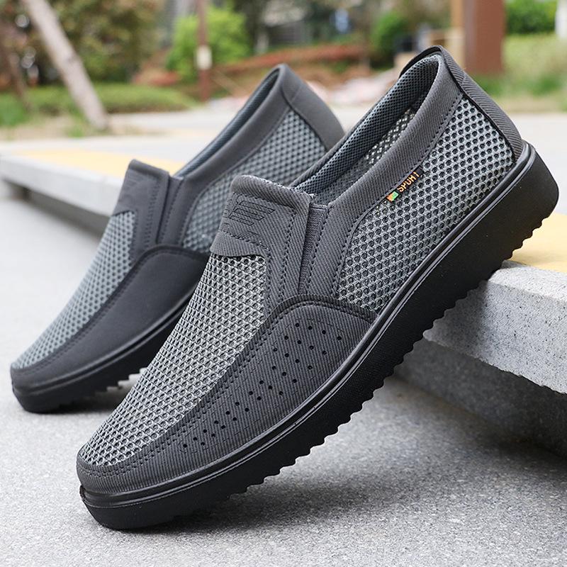 Individuell anpassbare Sommer-Mesh-Slip-On-Freizeitschuhe in Übergröße für Herren, atmungsaktiv