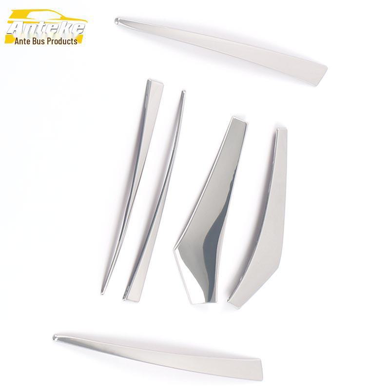 21 Tesla Model Y Pás světla zadních dveří zavazadlového prostoru Dekorativní doplněk