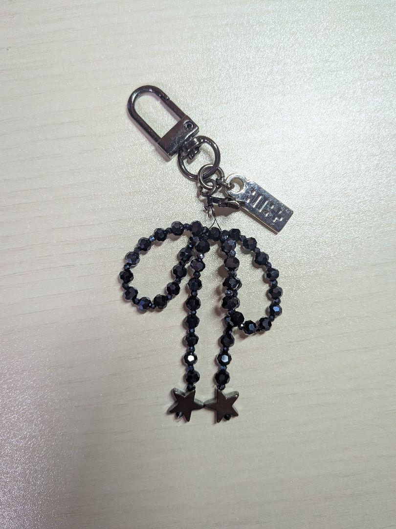 

[USED] ILLIT i ll like you MD key ring