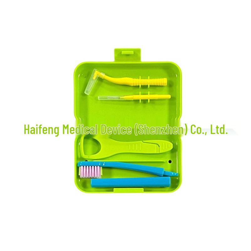 Orthodontic Kit: Wax, Toothbrush, Interdental Brush, Bite Block, Aligner Remover