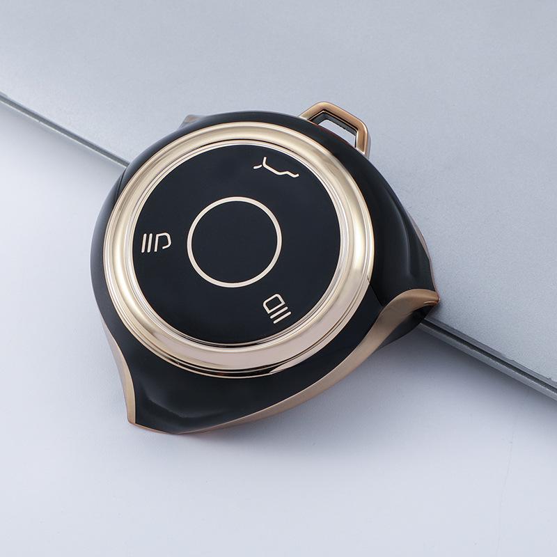 Nezha V/U Pro Car Key Case: High-End, Anti-Drop Protection with Stylish Buckle for Men and Women.