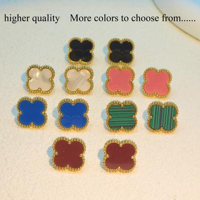 Vysoce kvalitní náušnice z titanové oceli s přírodní perletí a čtyřlístkem pro ženy 18K módní prémiové náušnice