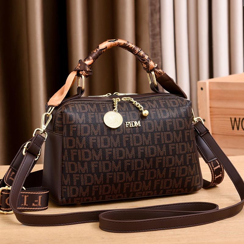 Bag women's bag 2025 new handbag flower simple shoulder messenger bag pillow bag large capacity bag trendy explosion