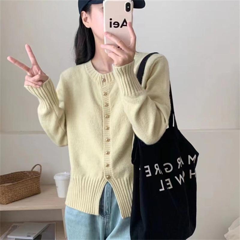 

Solid Color Soft Waxy Knitted Cardigan Women s Autumn and Winter New Simple Gentle Wind Loose and Thin Sweater Jacket One size бежевый