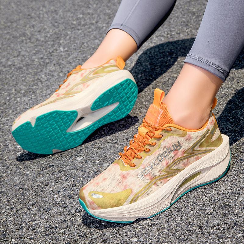 Herren Sports Spezialität Marathon Laufschuhe Carbonplatte Atmungsaktiv Leichtgewicht Damen Bequem Sportlich Rutschfest Dämpfung Stabilität Sneaker