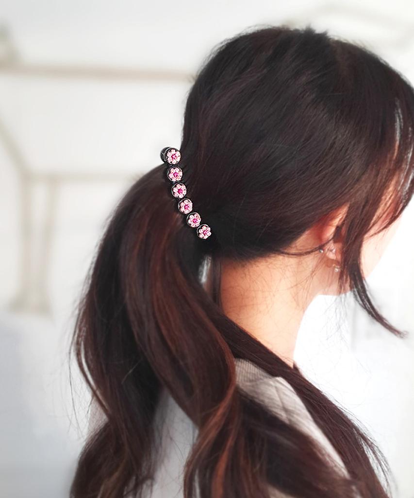 Racoha Cubic Daisy Flower Banana Hairpin