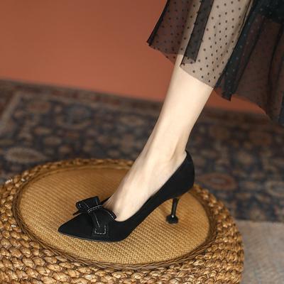Fashion Fashion Black Bow Slim Heel Suede Cat Heel Pointed Small Bow-tied Pumps Low Thick Heel Shoes Office Workers Small Size 33 34