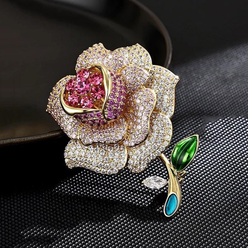 Leichter Luxus und High-End, voller Rose-Mädchen-Eleganz Brosche
