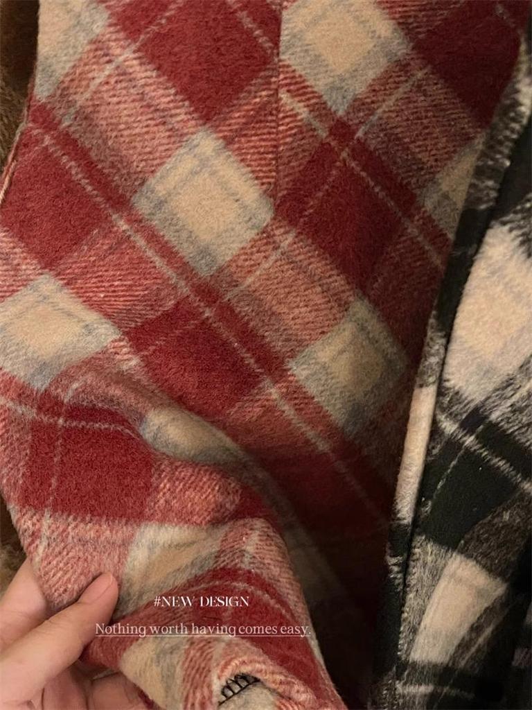 Plus Size Women's Retro Plaid Wool Blend Mini Skirt - High Waist A-Line Slimming Skirt for Spring and Autumn