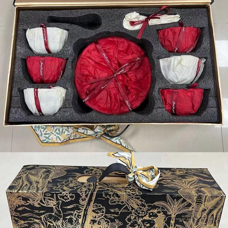 Ceramic Dinnerware Set 6 Bowls, 6 Spoons, 2 Plates