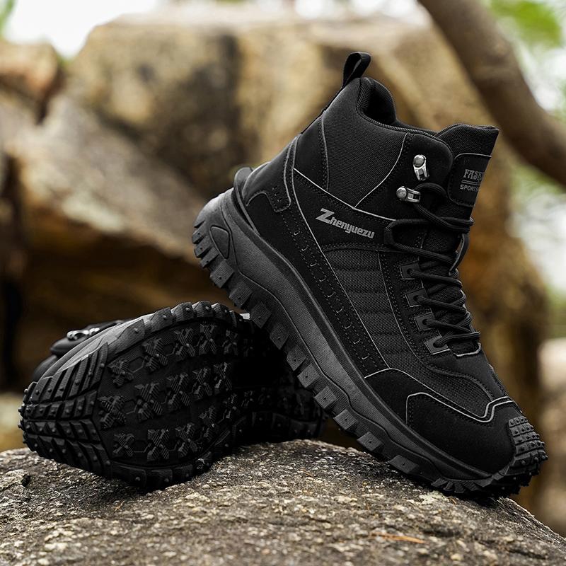 2026 New men's hiking boots, high top combat training boots, anti slip snow boots, field desert boots, outdoor cycling shoes