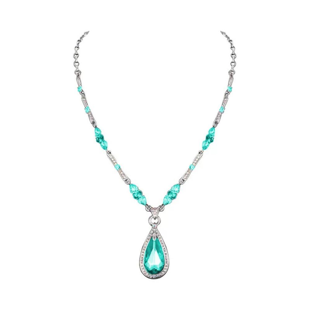 Elegant Austrian Crystal Necklace for Women Minimalist Pendant Collarbone Chain Fashion Jewelry Party Accessories