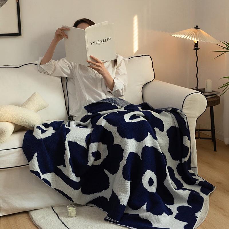 OEING Nordic INS Style Soft Knitted Throw Blanket