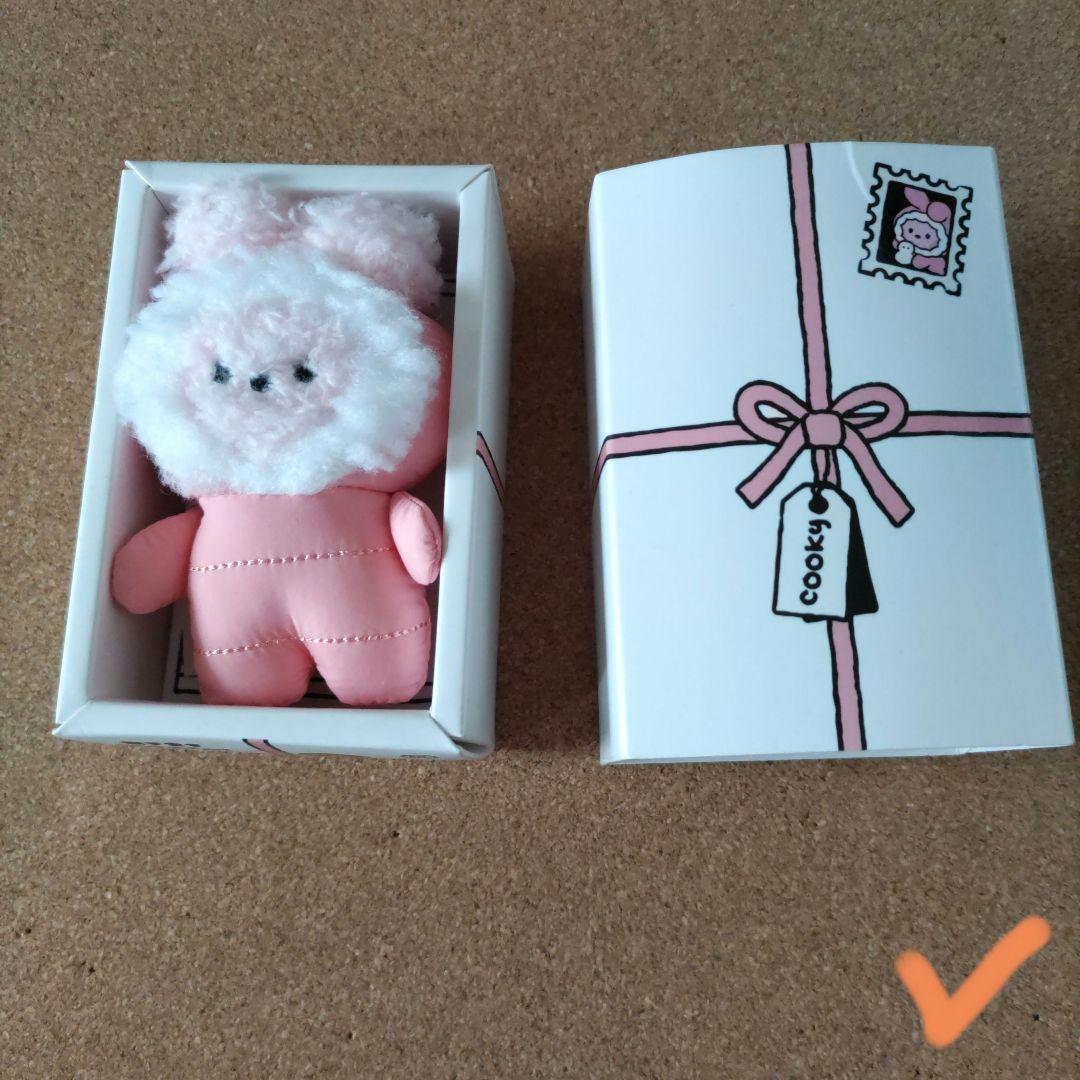 

[Б/У] BT21 COOKY мини ЗИМНЯЯ плюшевая игрушка, куплена в Корее, официальный продукт