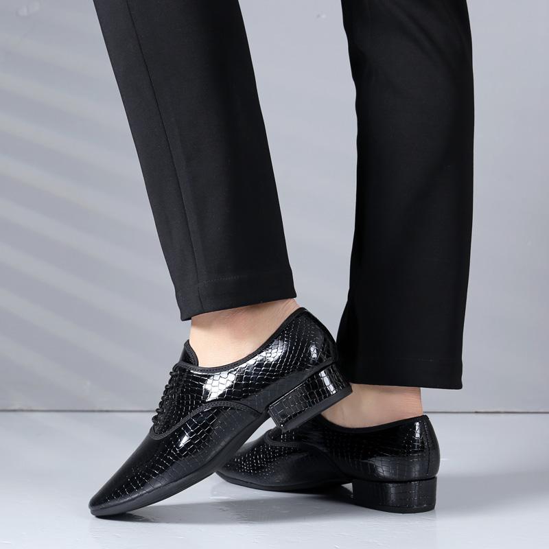 Leather Latin Dance Shoes for Men Soft Rubber Sole Modern International Standard Dancing Shoes Heeled 3cm
