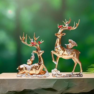 Set of 2 Reindeer Couple Figurines Decorative Centerpiece Elk Sculpture Gift Modern Deer Statues for Shelf Wedding Living Room Red (Gold)