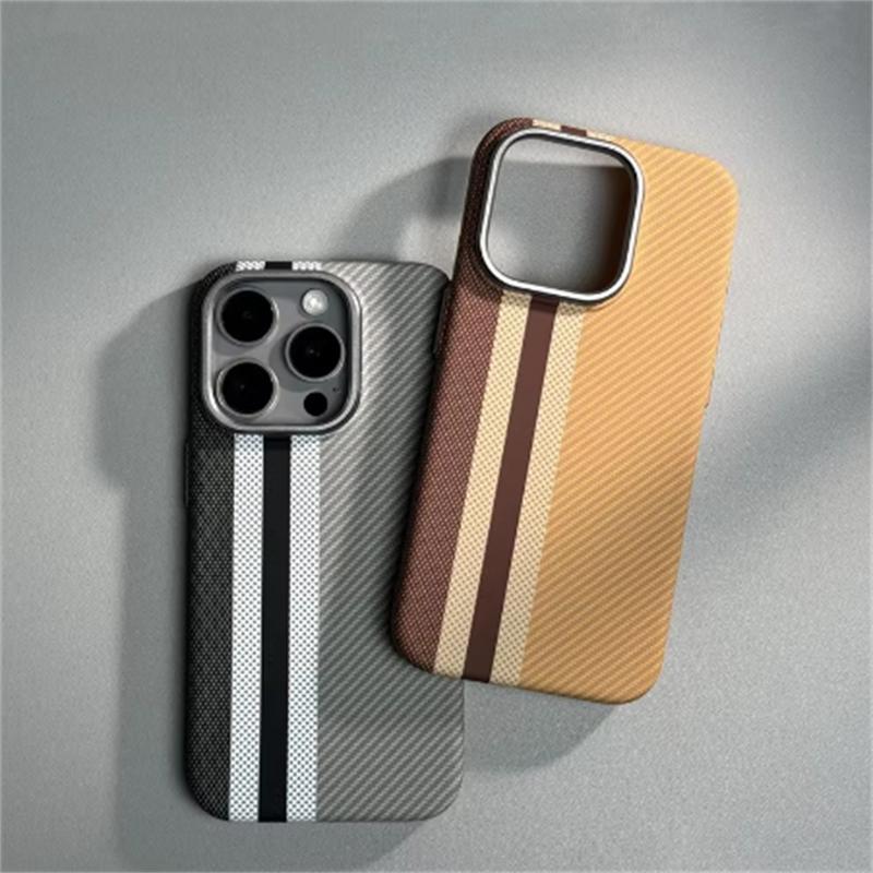 New Carbon Fibre Wireless Charging MagSafe Phone Case for iPhone 14 15 16 Pro Max 15Pro 13 12 Alloy Lens Hit Color Hard PC Armor Cover