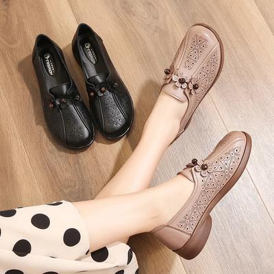 Echtes Leder Schuhe für ältere Mütter Sandalen Echtes Leder Weichsohlige Hohle Lederschuhe Flachsohlige Perforierte Schuhe