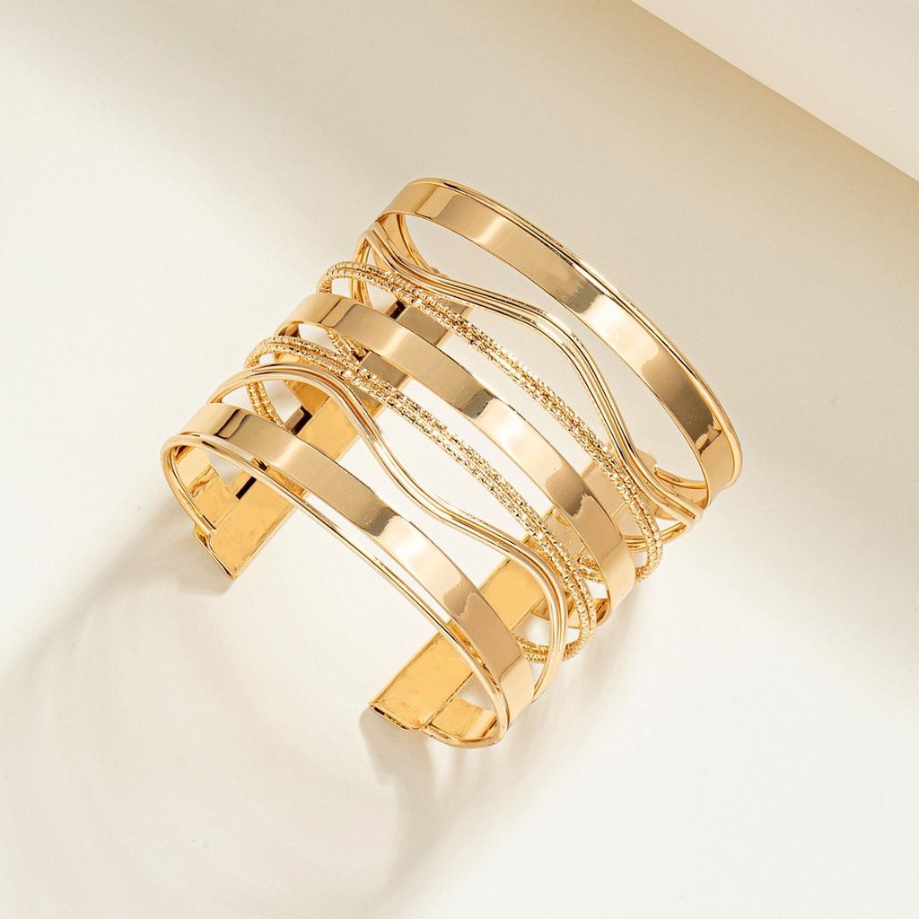 Fashion Trend Exaggerated Wide Face Bracelet Female Internet Celebrity Ins Cold Personality Design Sense Open Bracelet Jewelry