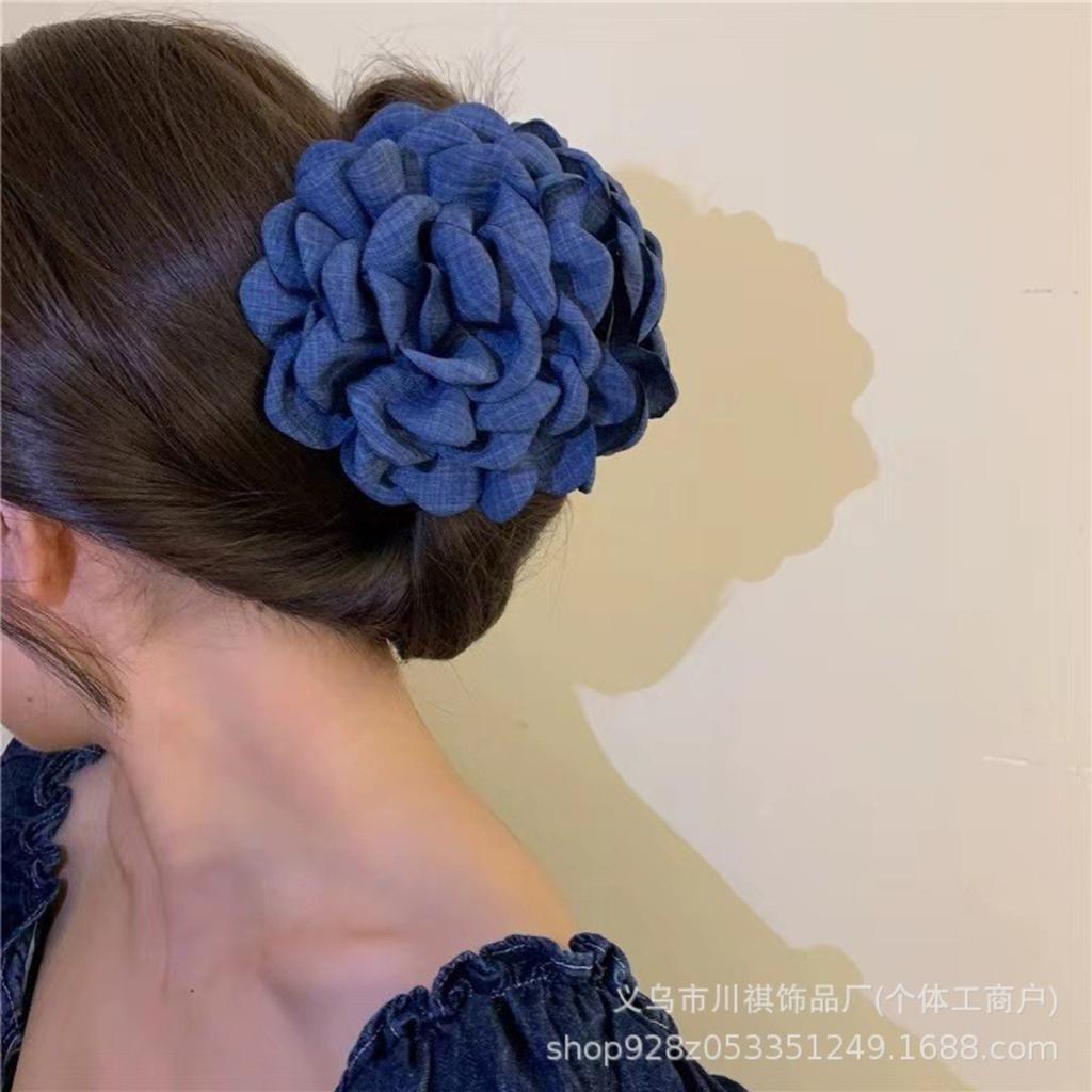 Модна заколка для волосся для жінок