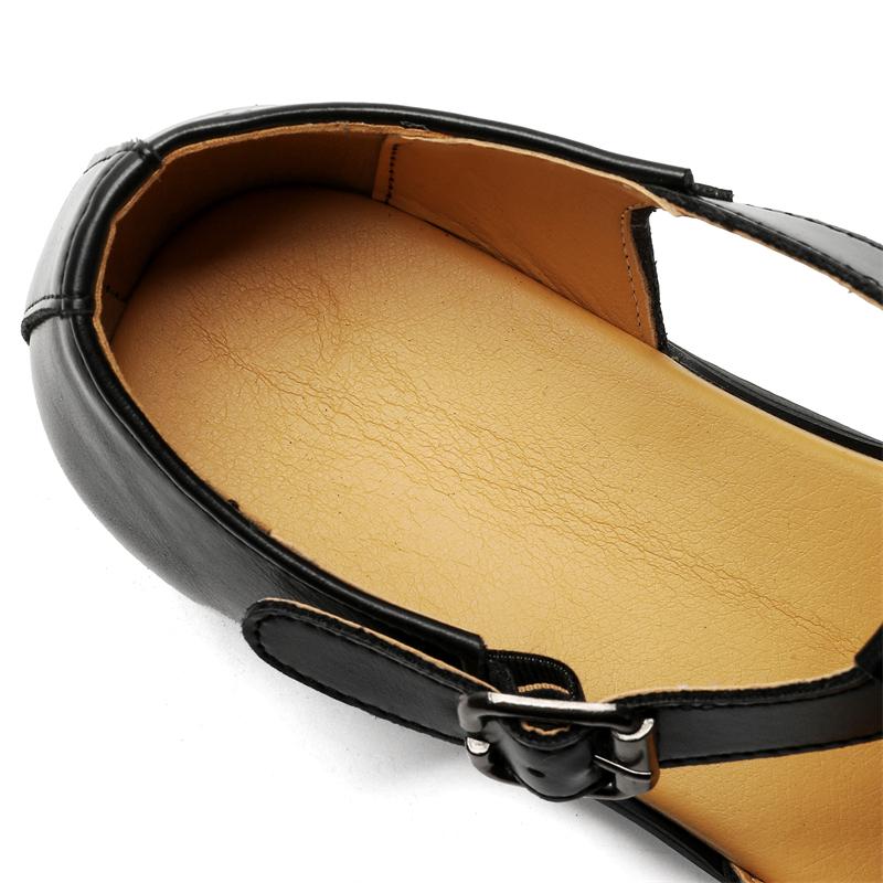 Summer Casual Flat Shoes Men High Quality Leather Sandals Buckle Solid Color Weave Breathable Vintage Men Gladiator Sandals