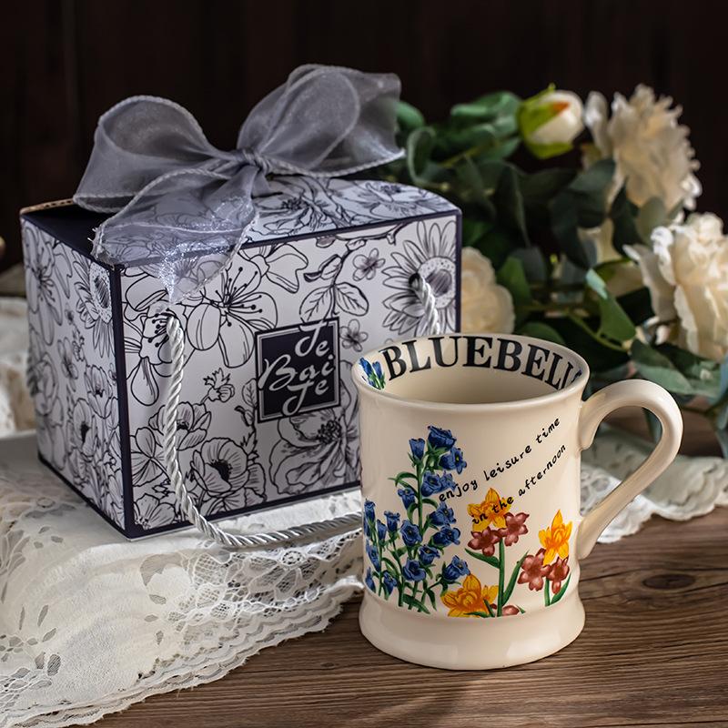 Fransk stil Hög kvalitet Utseende Muggar Nisch Kontorsvattenkoppar High End Keramiska Kaffekoppar Frukostkoppar och Souvenirer