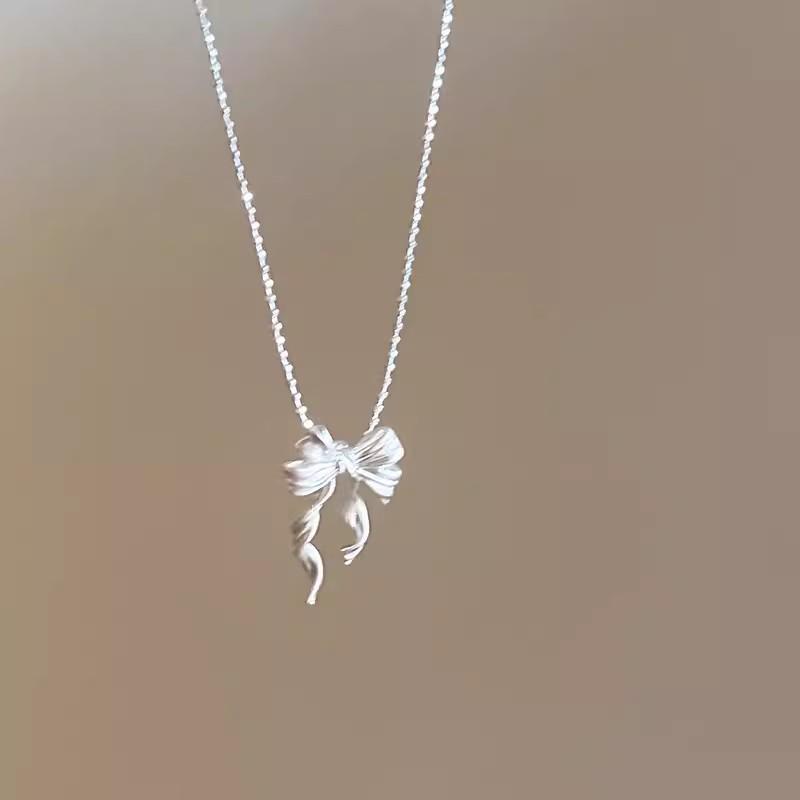 2024 Women's French Ballet Bow Pendant Necklace - Trendy Clavicle Accessory