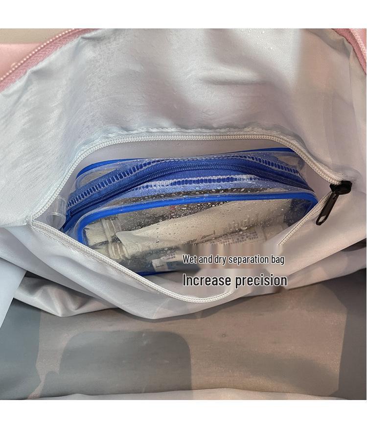 Women's Portable Travel Bag: Lightweight, Large Capacity, Ideal for Short Trips and as Carry-On Luggage.