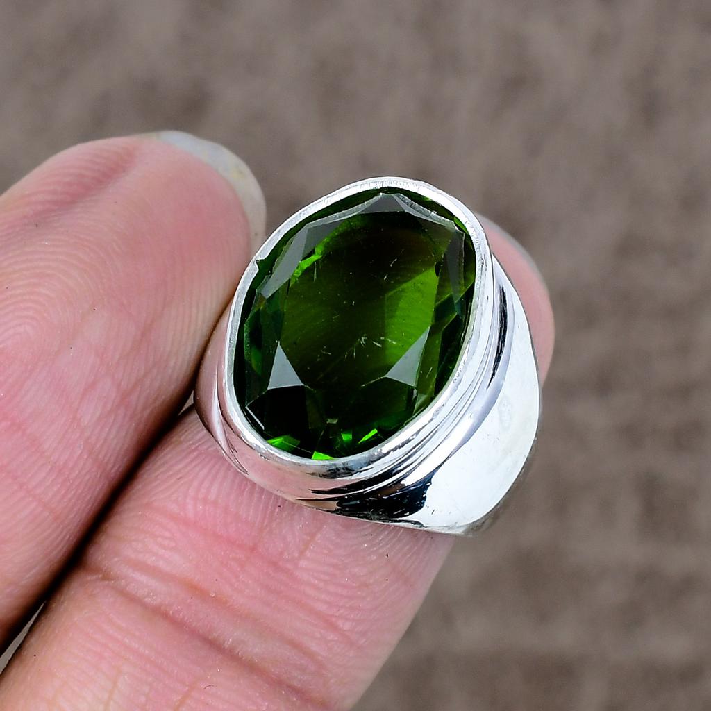 Peridot Genstone Handmade 925 Sterling Silver Jewelry Ring Size 7 KKG-511