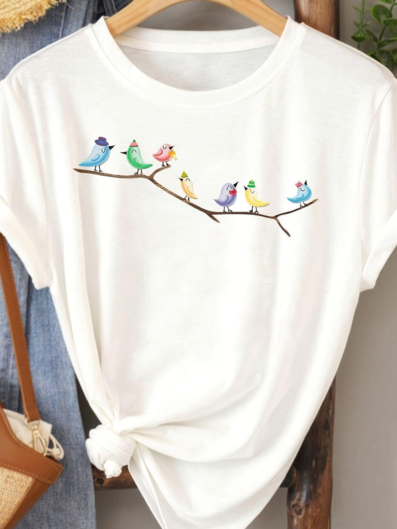 

Plus Size. Colorful Birds on a Branch Graphic T-Shirt- Cute Rolled Cuff Design. Casual Summer Tee for Nature Lovers and Bird Enthusiasts- Perfect Gift M дубильна кора