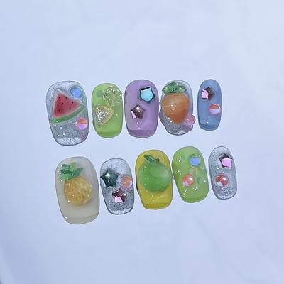 Plaknagels – Nageltips en plaknagels