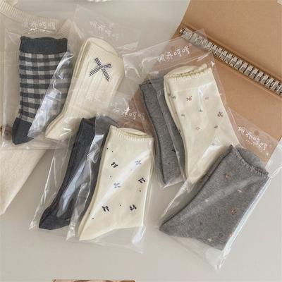 Autumn and Winter Three-dimensional Bow Boneless Mid-calf Socks, Sweet Socks, Women's Lace Socks, Grey Twisted Pile Socks