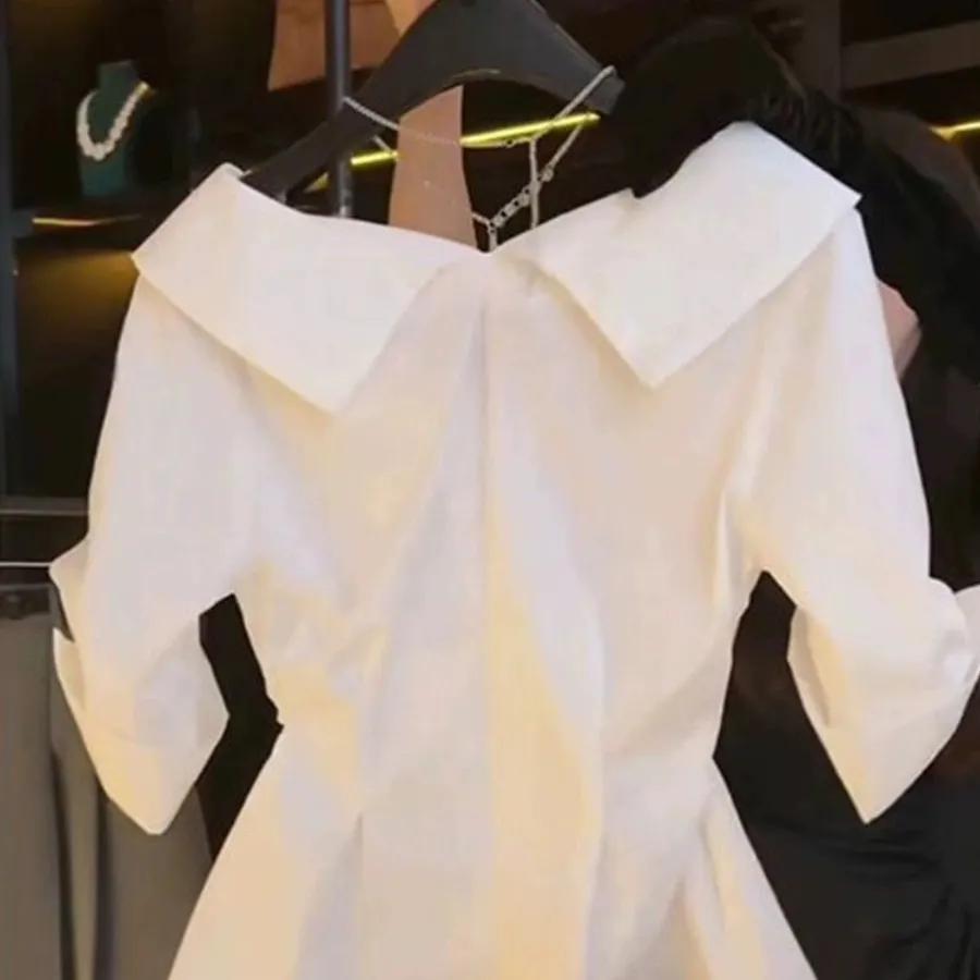 Female Spring and Summer Unique V-Neck Slant Button Short Sleeve Shirt Pressure Pleat Waist Slim Commuter Top