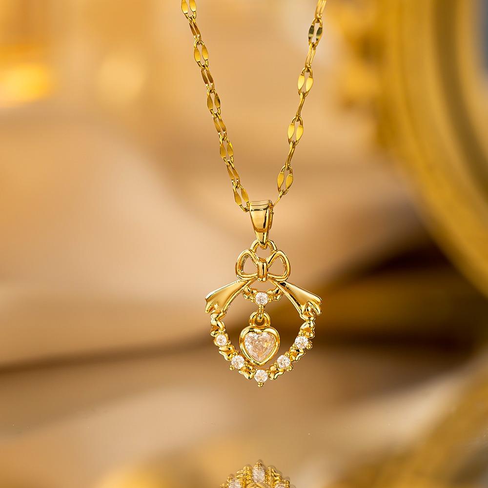 Elegant Luxury Full Zircon Copper Micro Inlaid Necklace Women Simple Exquisite Collarbone Chain Necklace