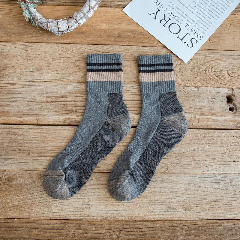 

Мужские зимние махровые носки Color Block - модный дизайн средней длины One Size серый