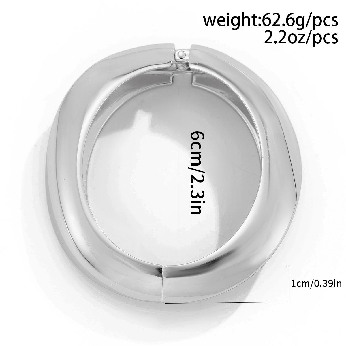 

Аксессуары Браслет Преувеличенный сплав Глянцевый открывающийся браслет Нишевый высококачественный модный простой серебряный браслет серебряный