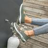 2025 Herbst Übergröße Damen Weichsohlen Stoffschuhe für mittlere und ältere Menschen