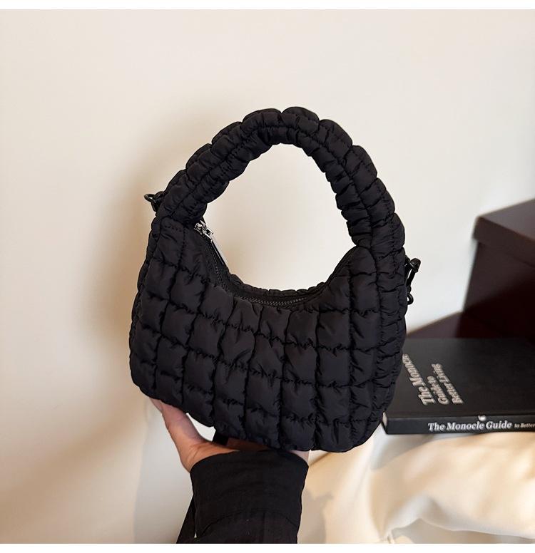 Retro versatile cloud bag new pleated dumpling bag shoulder messenger bag versatile portable shoulder bag