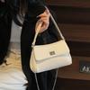 Commuter large-capacity bag women's spring summer new fashion shoulder underarm bag texture handbag small square bag